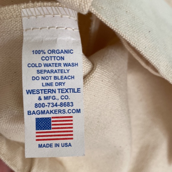 HUGO GUINNESS DOG SHOW at John Derian 2008 NWT from Bergdorf Goodman Tote - Picture 6 of 7